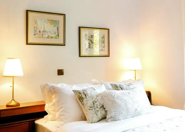 Villa Natsi Asprogia