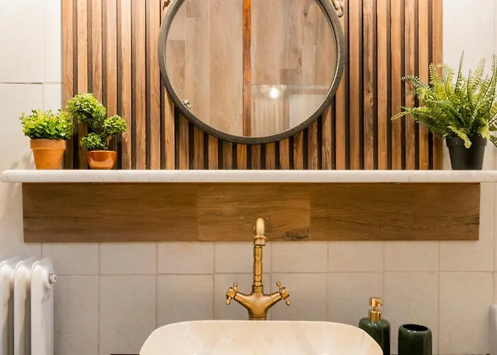 Natsi Villa Asprogia