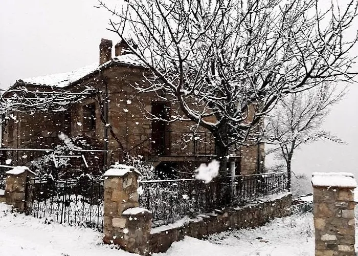 Villa Natsi Asprogia