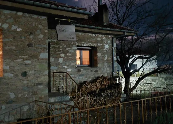 Natsi Villa Asprogia